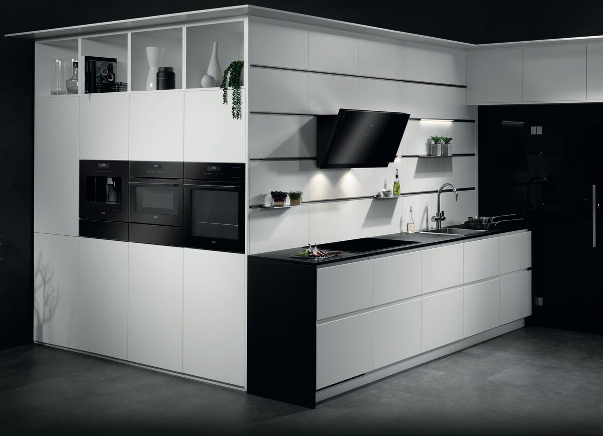 Mood_ProBlackLine-Kitchen_PSAAPL160M363008_RET_02_09_16-min-mt24ts15ymhsvrr