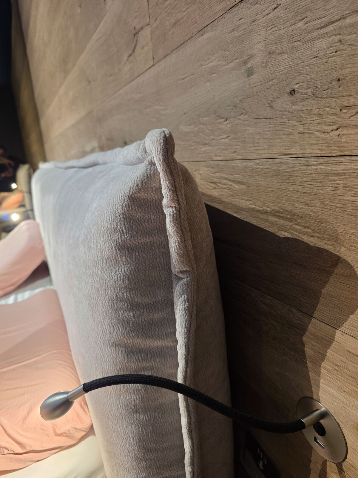 Boxspringbett%20%286%29-6g69c72fmzd4x38